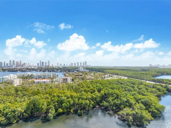 16385 Biscayne Blvd Unit 2017, North Miami Beach, FL 33160