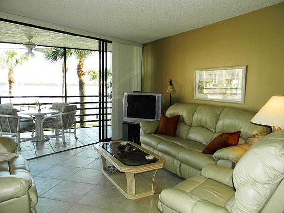 3rd image of 1085 Bald Eagle Dr Unit A203