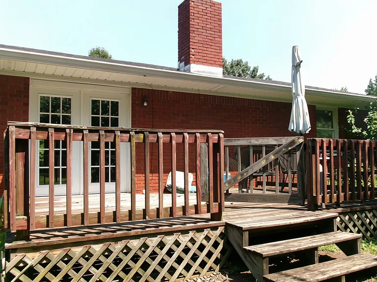 427 Rick Ln — Photo 29