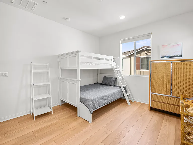 2612 Babaco St — Photo 27