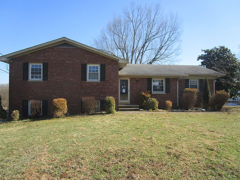 1st image of 403 N 1st St