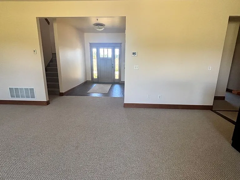 135 Emrie Ln — Photo 52