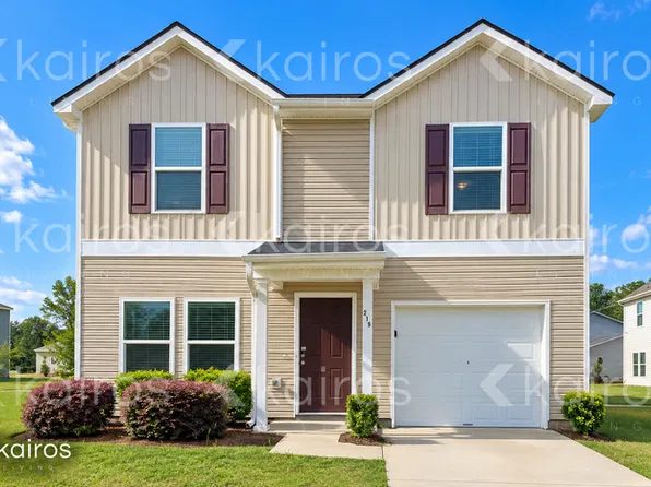 219 Riley Ln, Hinesville, GA 31313