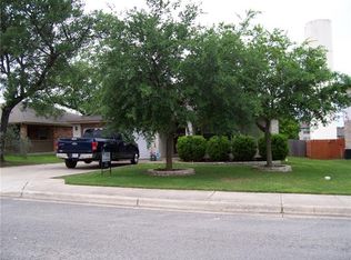 143 Trinity Dr, Kyle, TX 78640