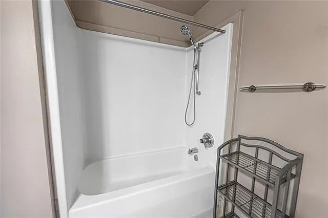 920 Poeyfarre St #161 — Photo 9