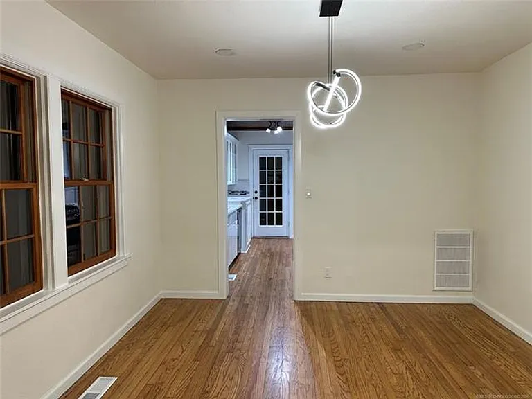 1235 S Gary Pl — Photo 34