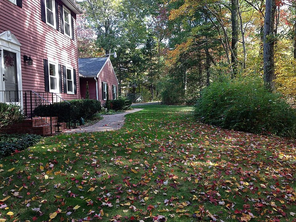 2nd image of 36 Woodcutters Dr