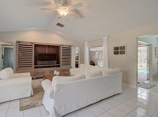5721 Golden Oaks Ln, Naples, FL 34119