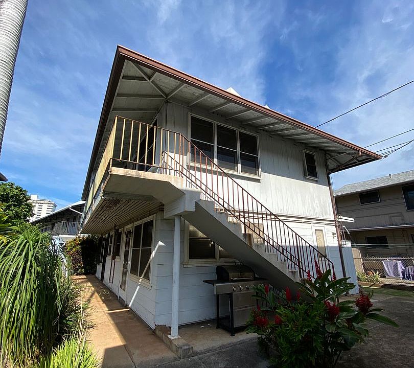 1st image of 738 University Ave #B