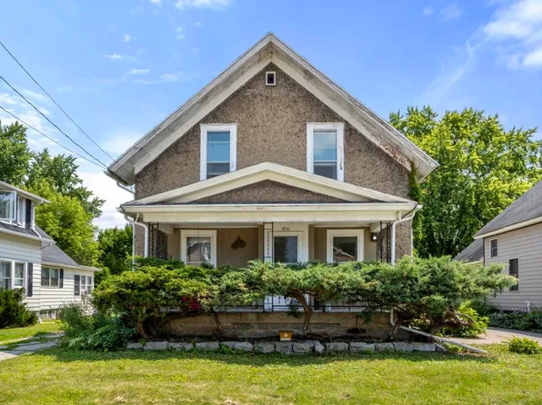 816 Grand St, Oshkosh, WI 54901