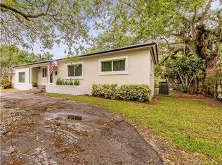 7511 SW 63rd Ct, South Miami, FL 33143