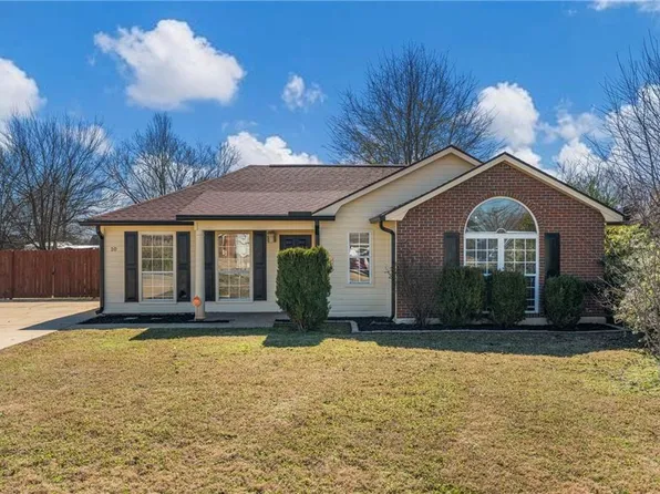 10 Whippoorwill Ln, Fort Mitchell, AL 36856