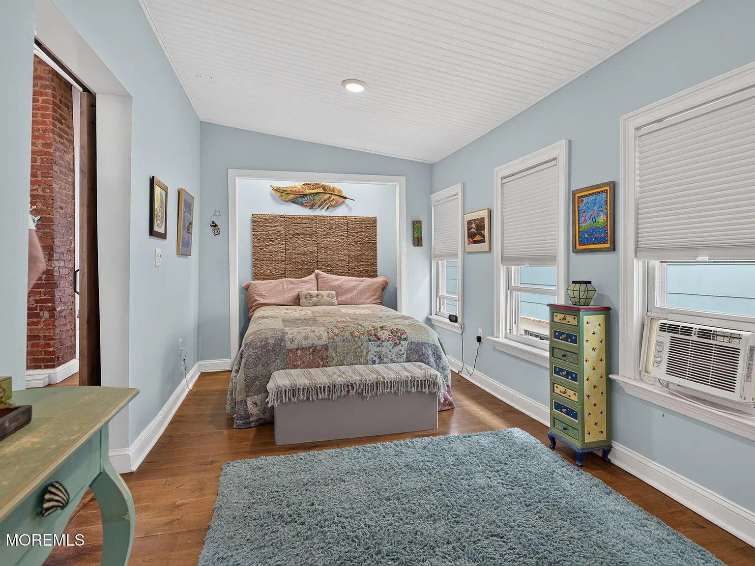 2 bed, $3,200 — Photo 4