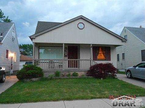 1st image of 479 Cleveland Ave