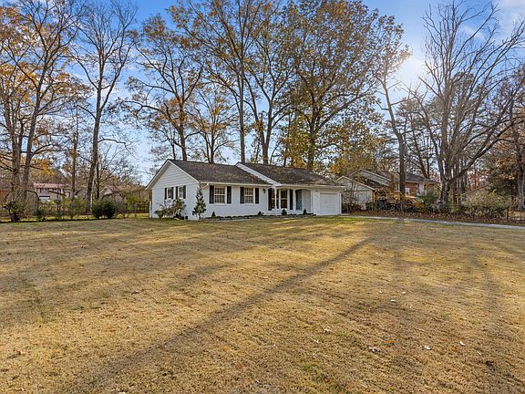 3rd image of 214 Serena Dr