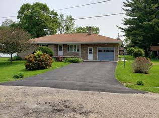 1 S Maplewood Ave, Streator, IL 61364