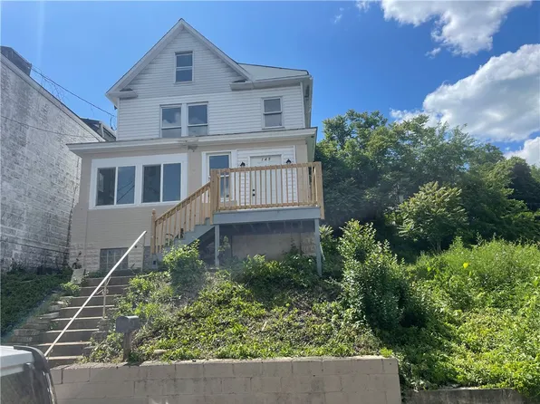 145 Thompson Ave, Donora, PA 15033