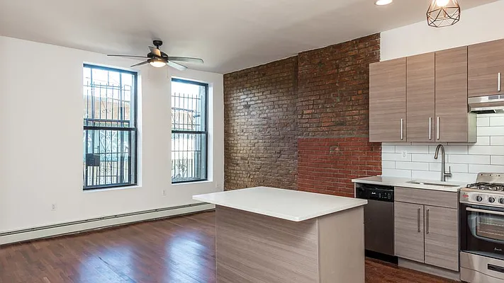 Rented by Nooklyn NYC LLC | media 10