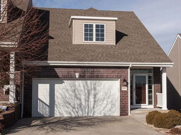 1400 Oaktree Pl, Manhattan, KS 66503