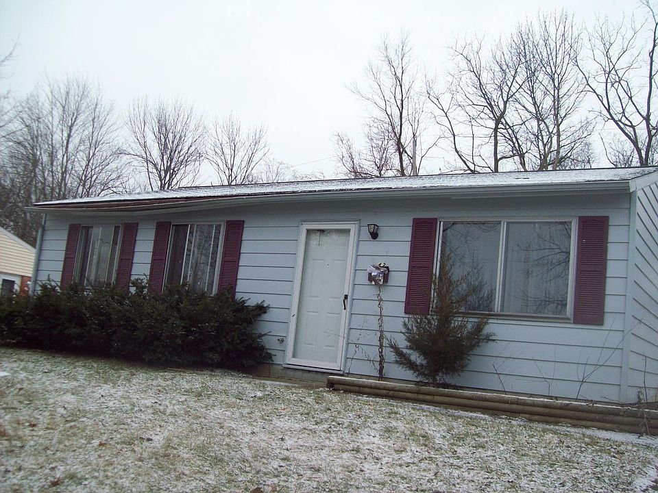 1st image of 43 Weinman Dr