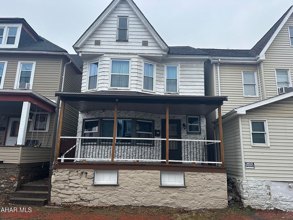2nd image of 2428 5th Ave