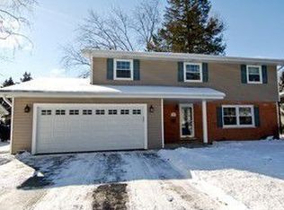 432 Buckeye Dr, Naperville, IL