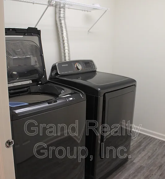 7106 Country Club Hills Dr #1 — Photo 12