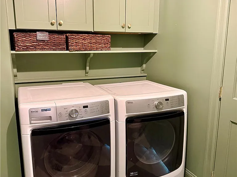 690 Crow Hill Rd — Photo 8