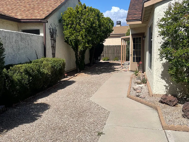 2770 W Daffodil Pl — Photo 4