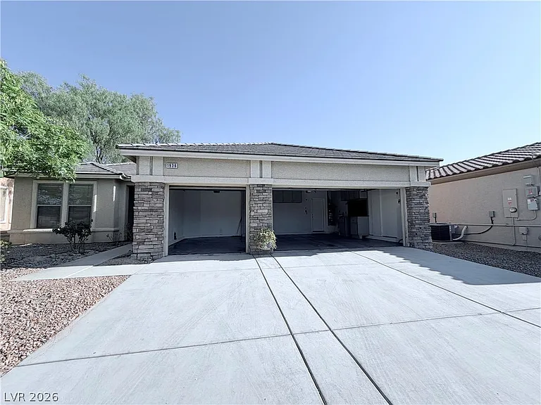 1936 Bluff Knoll Ct — Photo 26