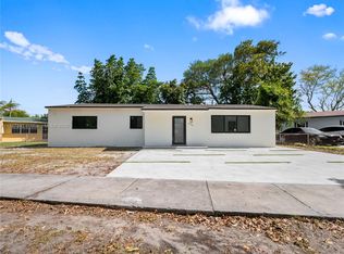 3030 NW 69th St, Miami, FL 33147