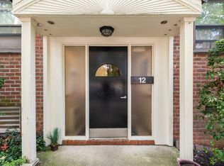 12 Manor House Dr APT G17, Dobbs Ferry, NY 10522