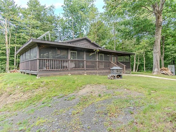 2nd image of 672 Pinckney Rd #18