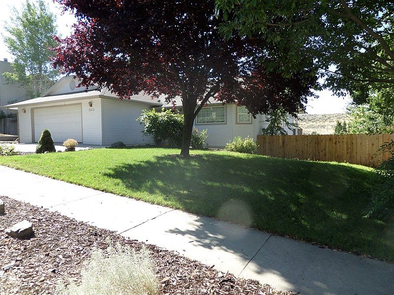 2nd image of 2415 E Parkside Dr