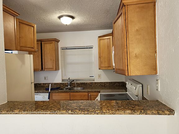 4th image of 101 S Peninsula Dr APT 101