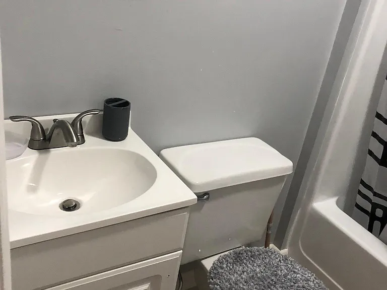 815 Milton St #B — Photo 4