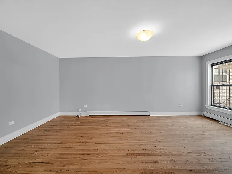 2620 W Foster Ave #1 — Photo 6
