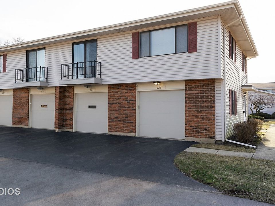 1st image of 226 Barcliffe Ln #226