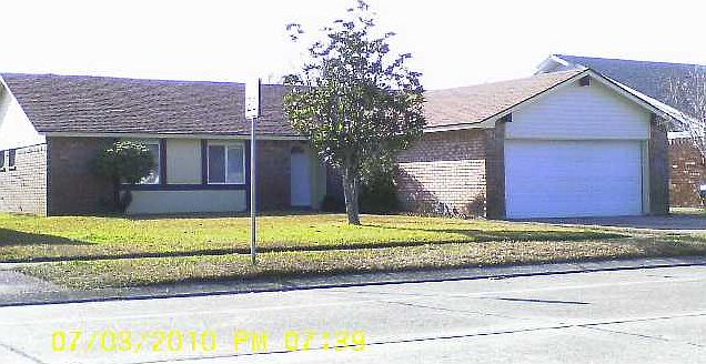 1st image of 4013 Post Dr