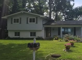 23085 Balcombe Dr, Novi, MI 48375