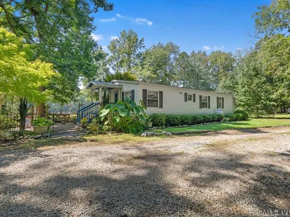 284 Salem Rd, Freeman, VA 23856