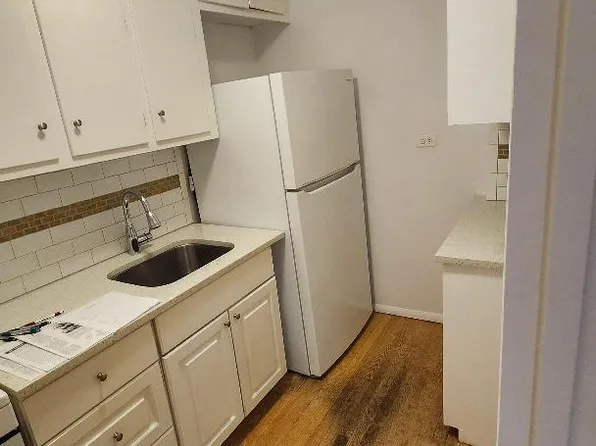 302 East 88th Street image 10 of 15