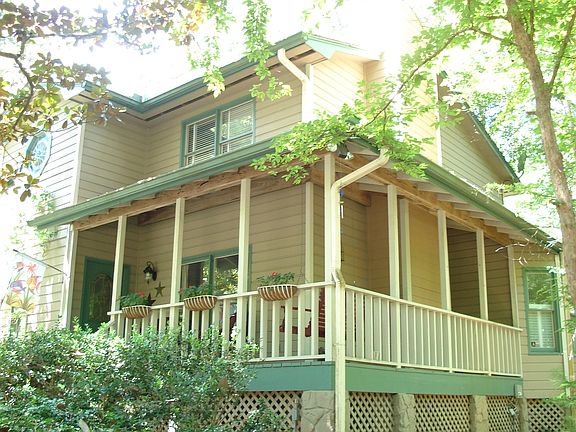 2nd image of 1748 Brookside Blvd
