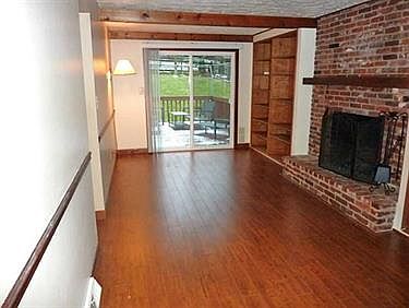 2nd image of 4725 Woodlake Dr