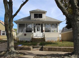 209 Flint Ave, Cranston, RI 02910