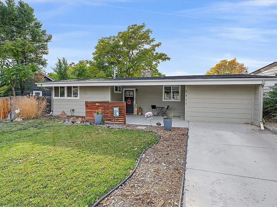 7911 Raleigh Pl