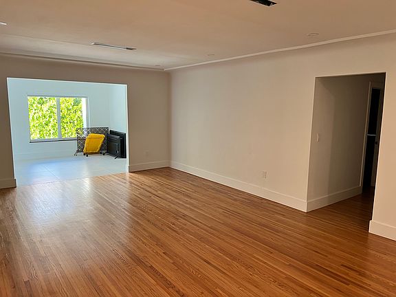 Entry living area