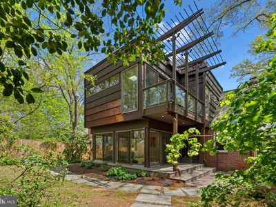 1104 Merwood Dr, Takoma Park, MD, 20912