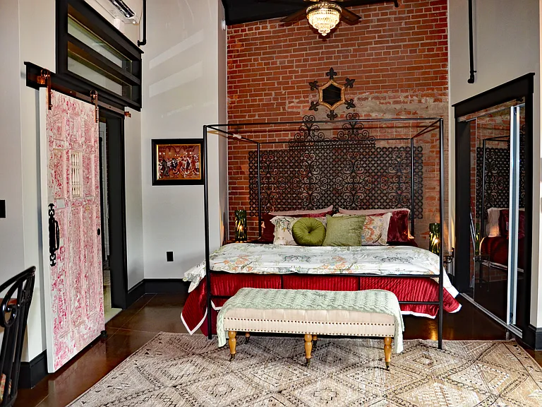 563 English St #1 — Photo 5