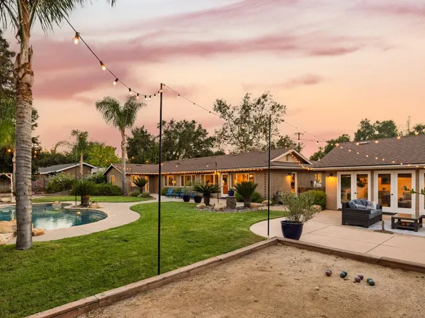 365 Encino Dr, Oak View, CA 93022